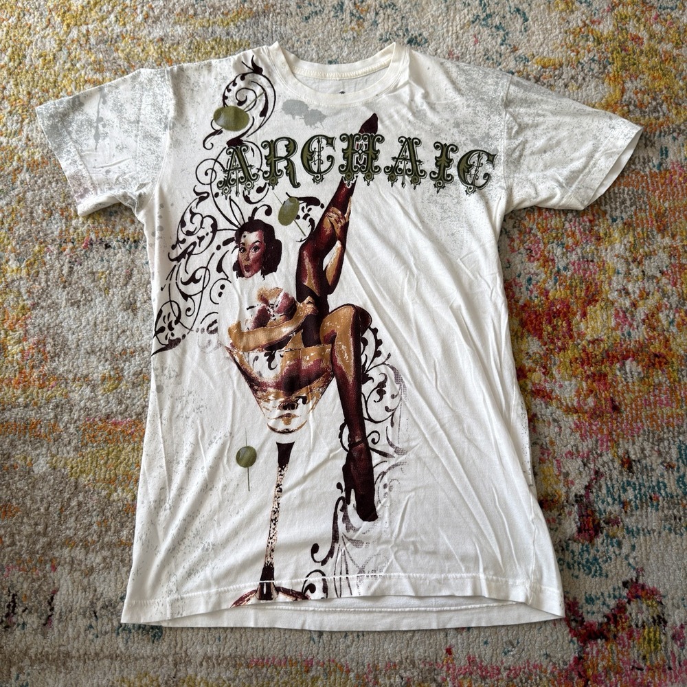 Y2K 2000s Archaic Pin Up Girl Martini Glass Graphic T-Shirt Medium